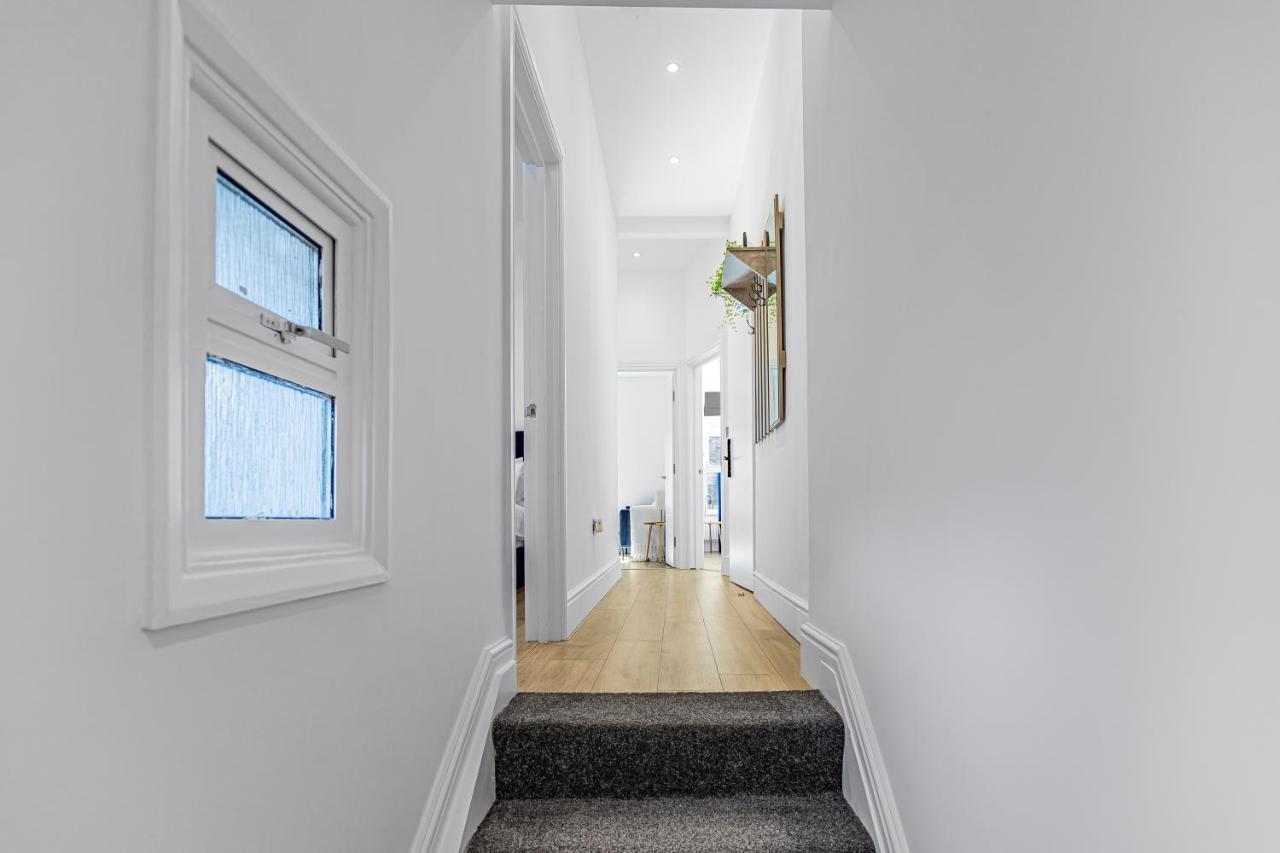 Modern 3 And 2 Bedroom Apartment In Maida Vale Londra Dış mekan fotoğraf